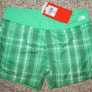 THE NORTH FACE $50 Women's Reversible Green Shorts Size 8, New with Tags!